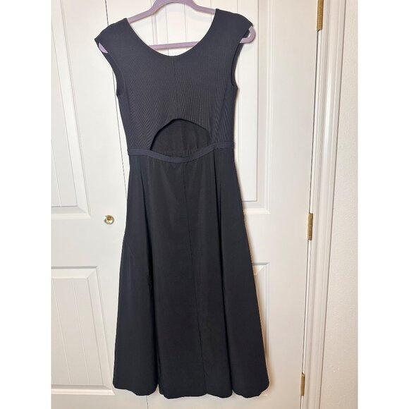 ATHLETA Ryder Dress, Size: SP Black, #988525 Fit & Flare Midi Stretch Open Back - Picture 3 of 7